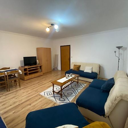 Apartmani Dora Leskovac 레스코바츠 외부 사진