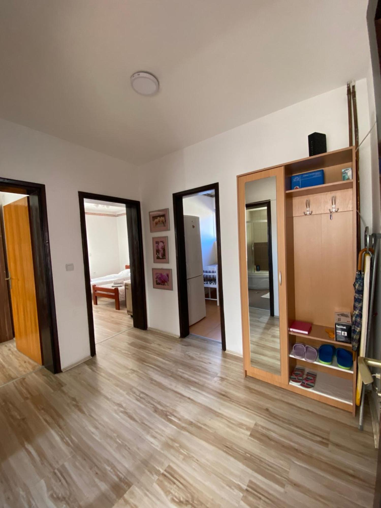 Apartmani Dora Leskovac 레스코바츠 외부 사진