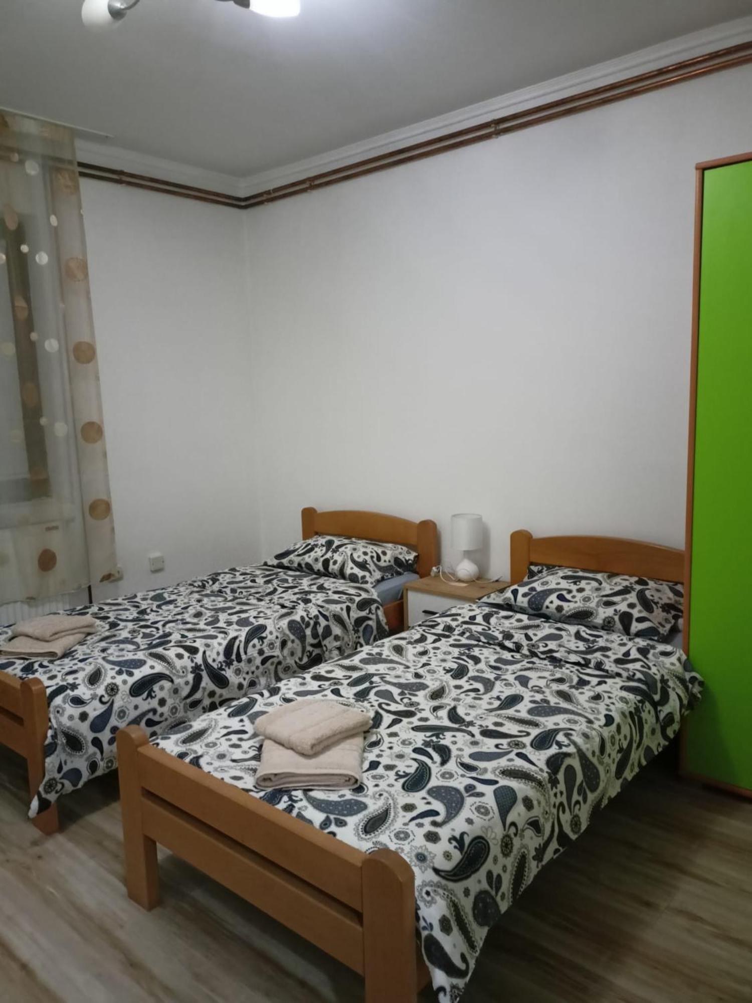 Apartmani Dora Leskovac 레스코바츠 외부 사진